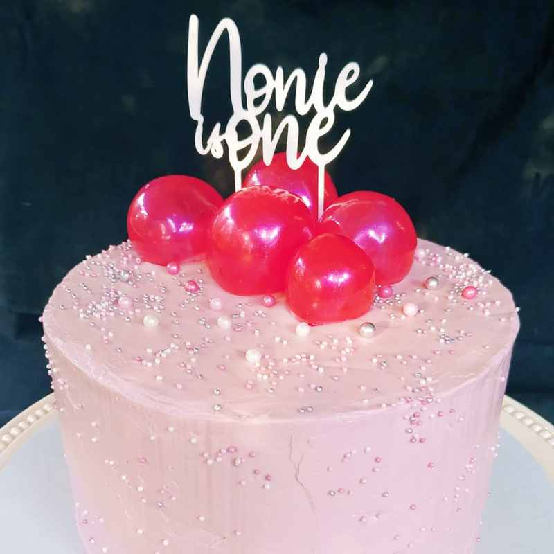 cake topper